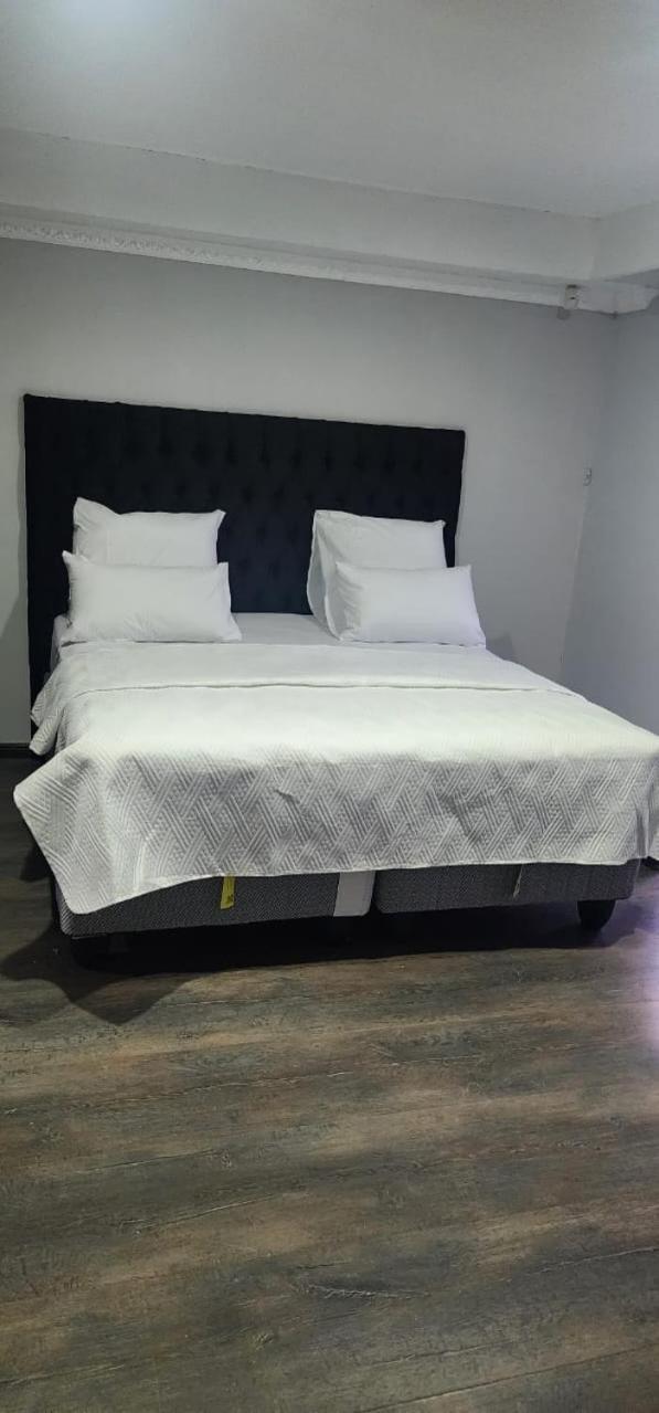 Silent Corner Guest House 鲁德普特 外观 照片